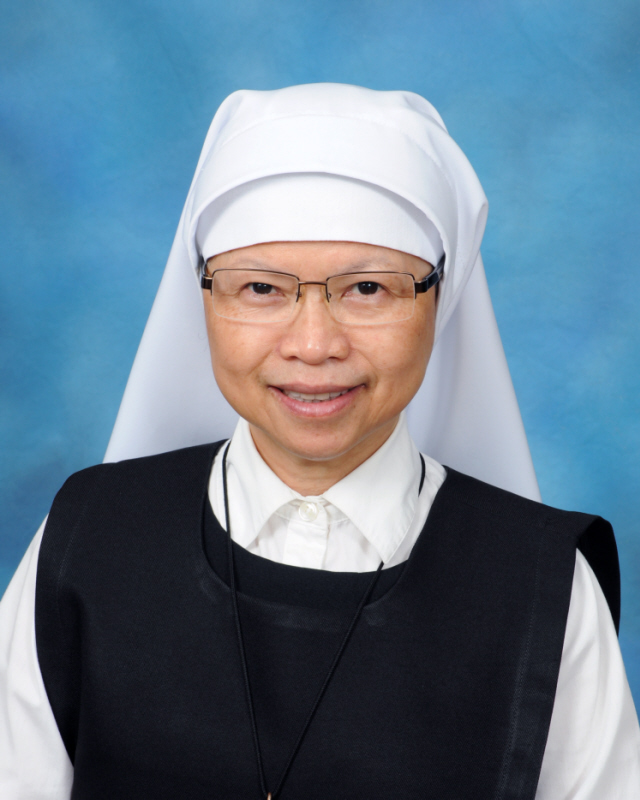 Sr. Mary Claire - 7B